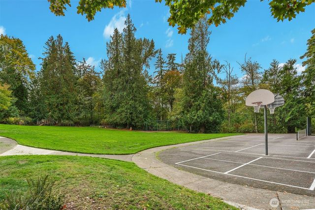 2414 185th Place NE, Redmond, WA 98052