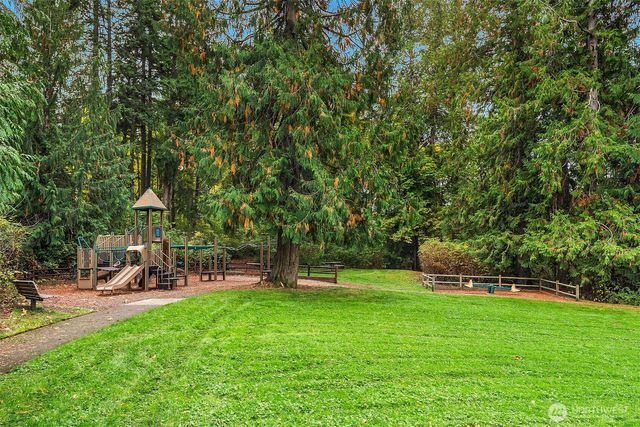 2414 185th Place NE, Redmond, WA 98052