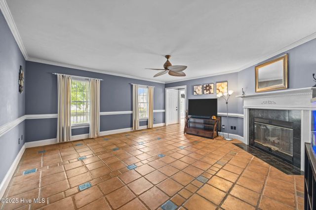 102 White Oak Drive, Greenville, NC 27858
