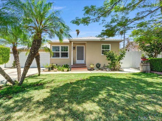 5072 Gardenia, Long Beach, CA 90807