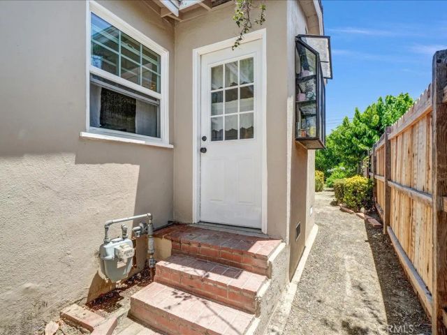 5072 Gardenia, Long Beach, CA 90807
