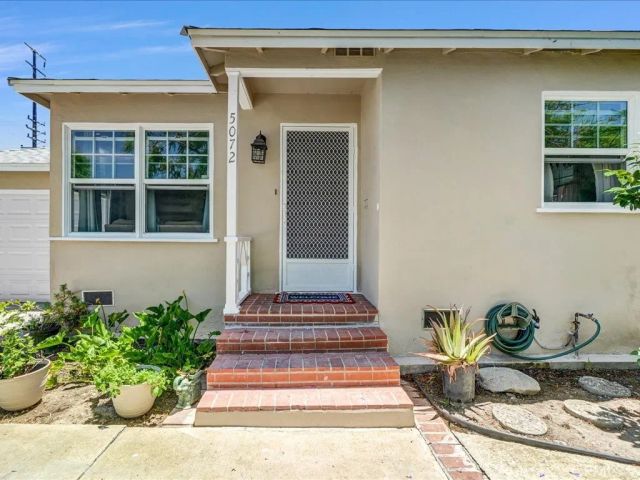 5072 Gardenia, Long Beach, CA 90807