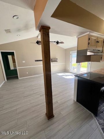 471 Glen Valley Way, Gulfport, MS 39507