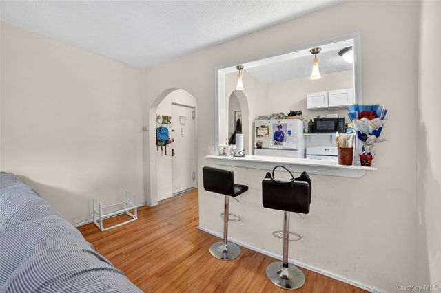 154 Radford Street 5H, Yonkers, NY 10705
