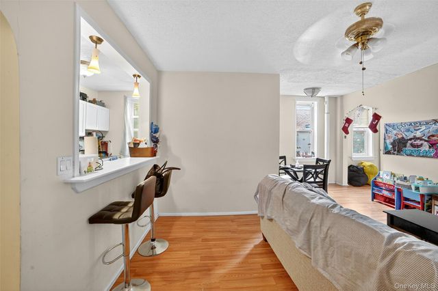 154 Radford Street 5H, Yonkers, NY 10705