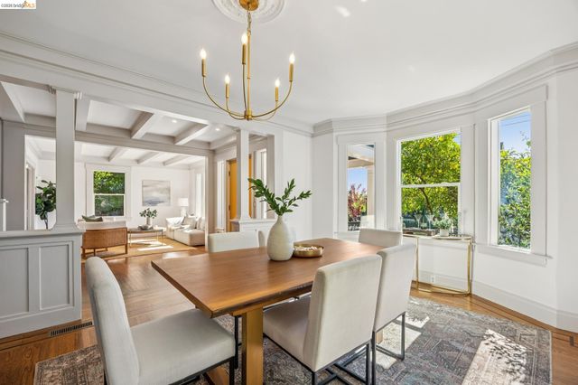 1138 Bella Vista Ave, Oakland, CA 94610