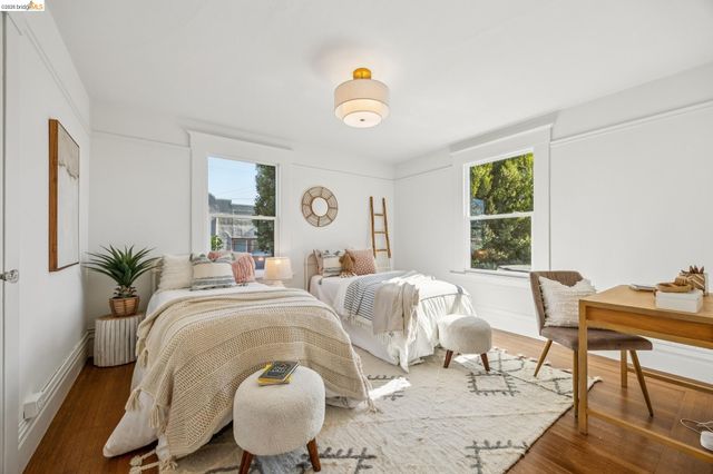 1138 Bella Vista Ave, Oakland, CA 94610