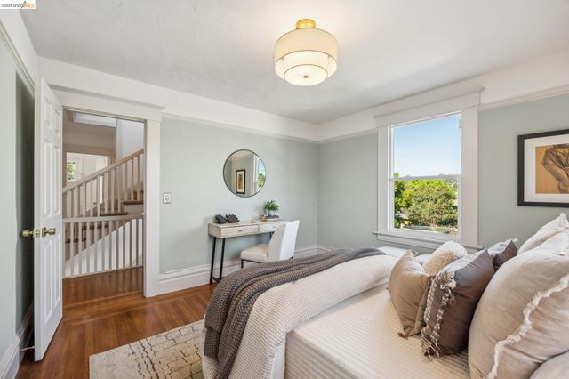 1138 Bella Vista Ave, Oakland, CA 94610