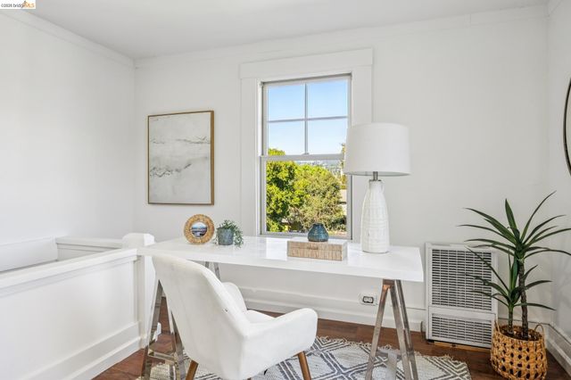 1138 Bella Vista Ave, Oakland, CA 94610