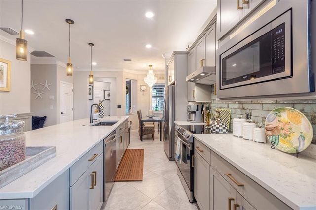 11970 Westmoreland WAY, Fort Myers, FL 33913