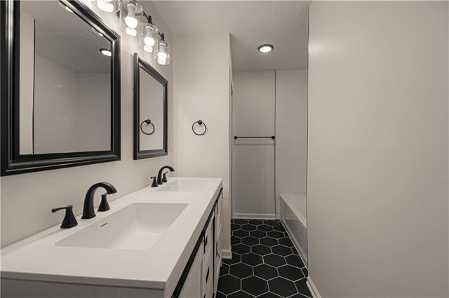 2742 N 87th Street, Kansas City, KS 66109