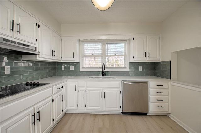 2742 N 87th Street, Kansas City, KS 66109