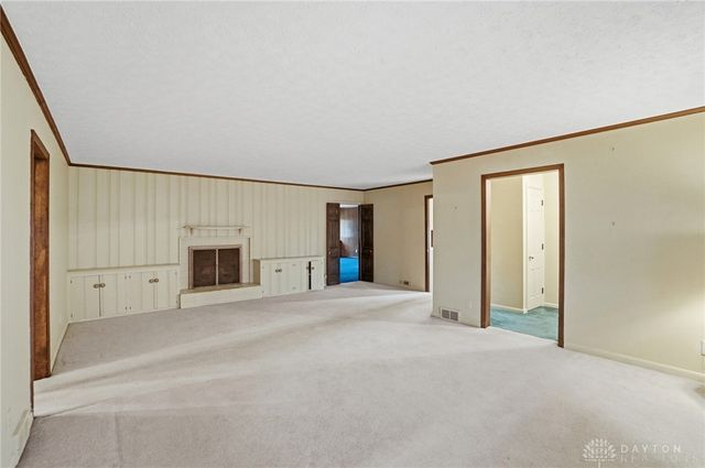 489 Jenny Lane, Centerville, OH 45459