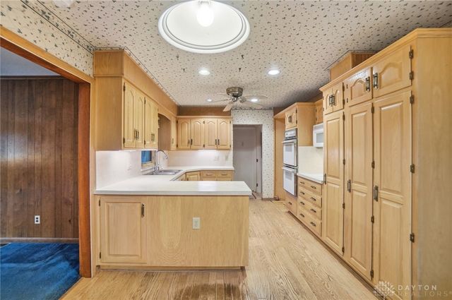 489 Jenny Lane, Centerville, OH 45459