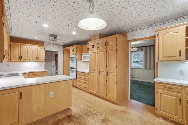 489 Jenny Lane, Centerville, OH 45459