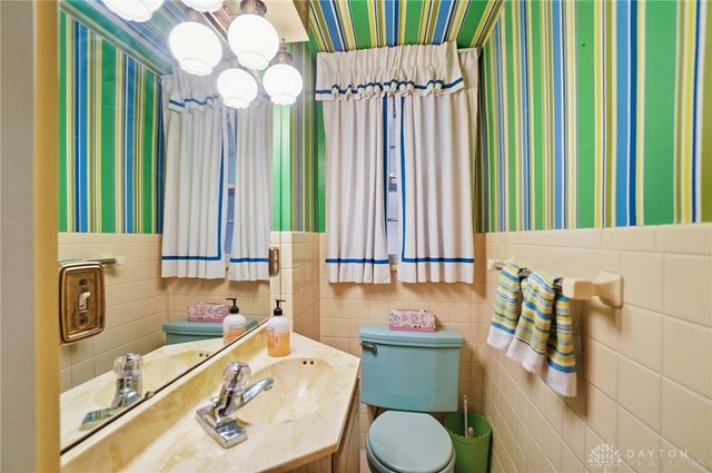 489 Jenny Lane, Centerville, OH 45459