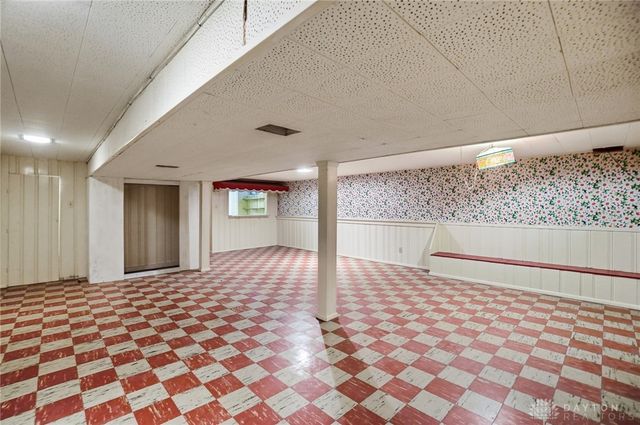 489 Jenny Lane, Centerville, OH 45459