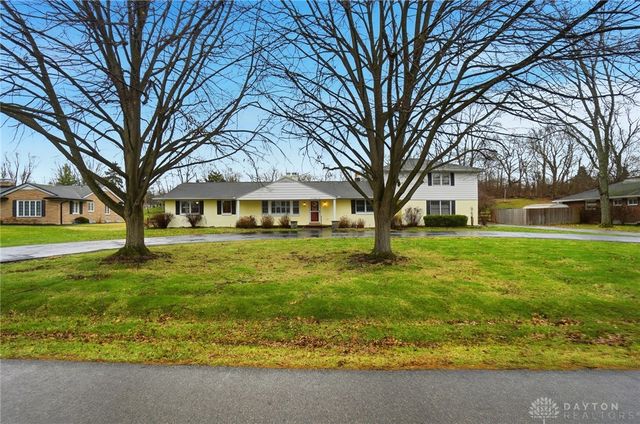 489 Jenny Lane, Centerville, OH 45459