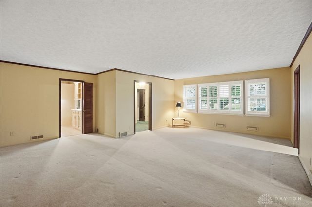 489 Jenny Lane, Centerville, OH 45459