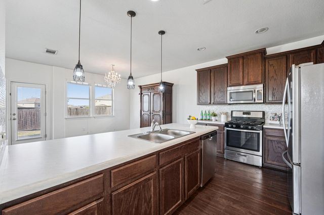 288 Triumph RD, Buda, TX 78610