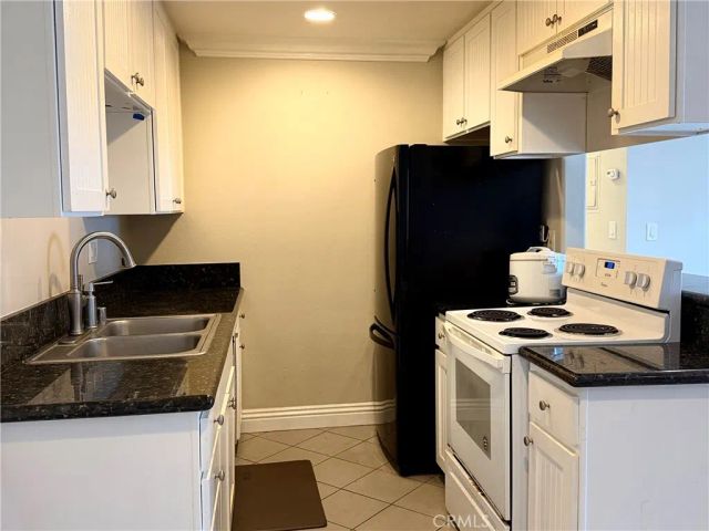 1725 Loma Avenue 6, Long Beach, CA 90804