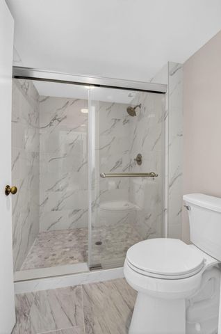 6069 Parkwalk Drive, Boynton Beach, FL 33472