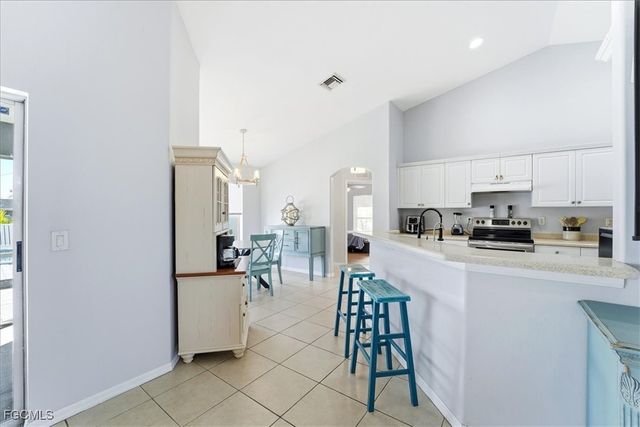 2625 NE 19th PL, Cape Coral, FL 33909