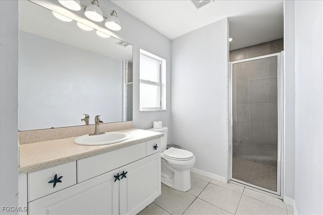 2625 NE 19th PL, Cape Coral, FL 33909