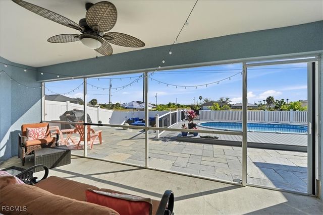 2625 NE 19th PL, Cape Coral, FL 33909