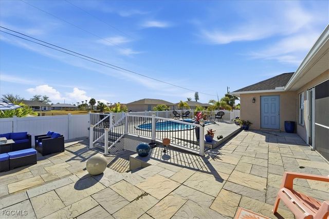 2625 NE 19th PL, Cape Coral, FL 33909