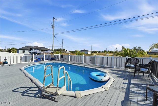 2625 NE 19th PL, Cape Coral, FL 33909