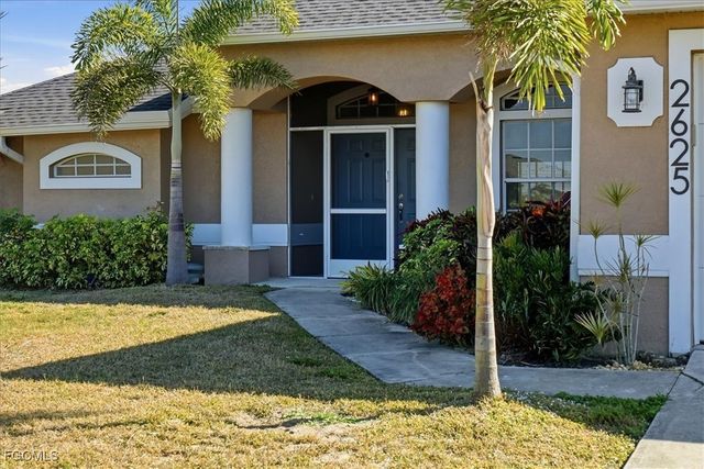 2625 NE 19th PL, Cape Coral, FL 33909