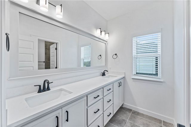 1504 Crystal Clear Lane, Cave Springs, AR 72718
