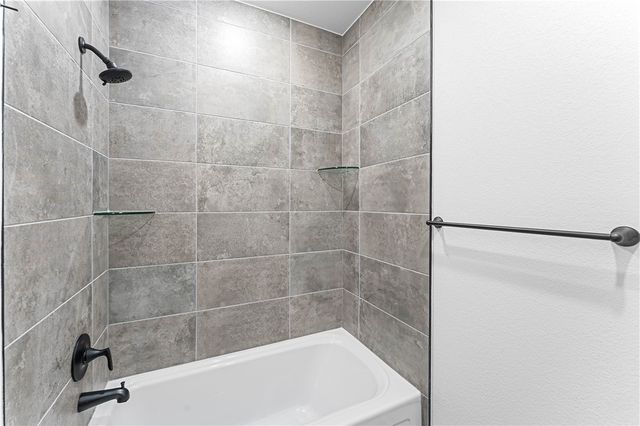 1504 Crystal Clear Lane, Cave Springs, AR 72718