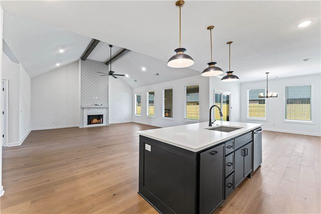 1504 Crystal Clear Lane, Cave Springs, AR 72718