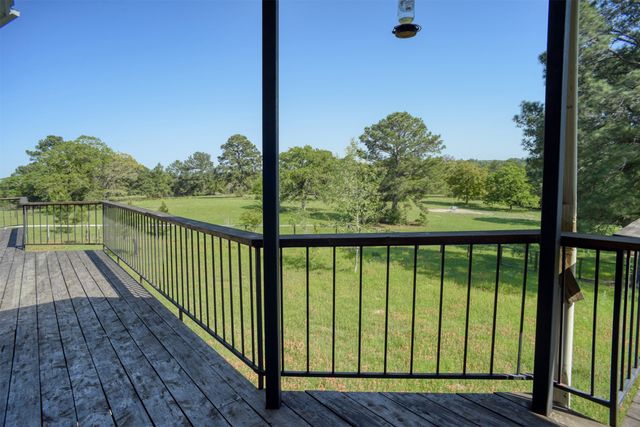 490 John Craft Road, Red Rock, TX 78662