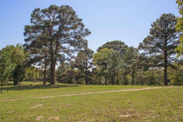490 John Craft Road, Red Rock, TX 78662