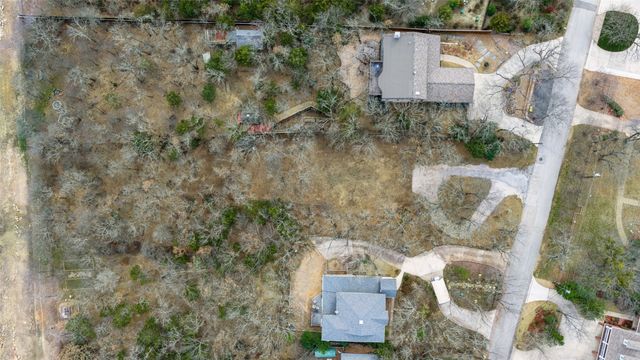 2936 Peninsula Drive, Grapevine, TX 76051