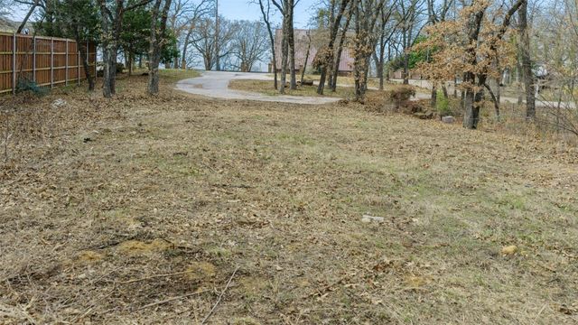 2936 Peninsula Drive, Grapevine, TX 76051