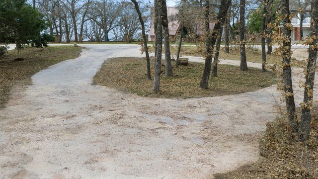 2936 Peninsula Drive, Grapevine, TX 76051