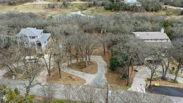 2936 Peninsula Drive, Grapevine, TX 76051