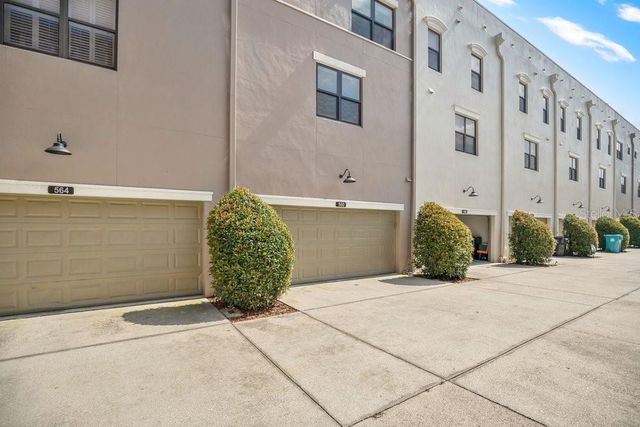 560 COPLEY LANE, Orlando, FL 32806