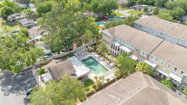 560 COPLEY LANE, Orlando, FL 32806