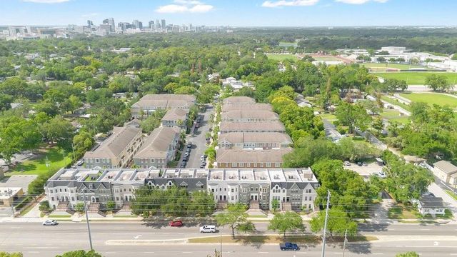 560 COPLEY LANE, Orlando, FL 32806