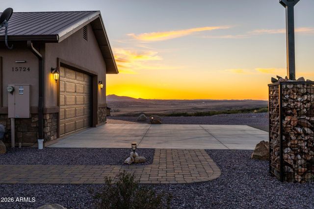 15724 E BONANZA Trail, Dewey, AZ 86327