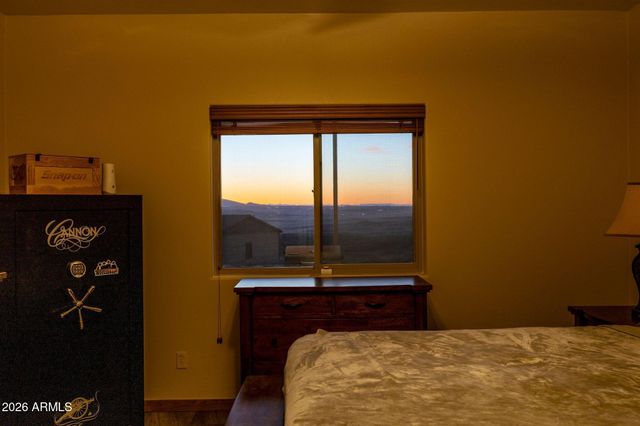 15724 E BONANZA Trail, Dewey, AZ 86327
