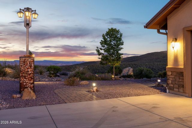 15724 E BONANZA Trail, Dewey, AZ 86327