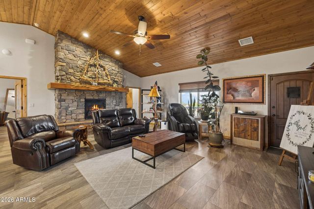 15724 E BONANZA Trail, Dewey, AZ 86327