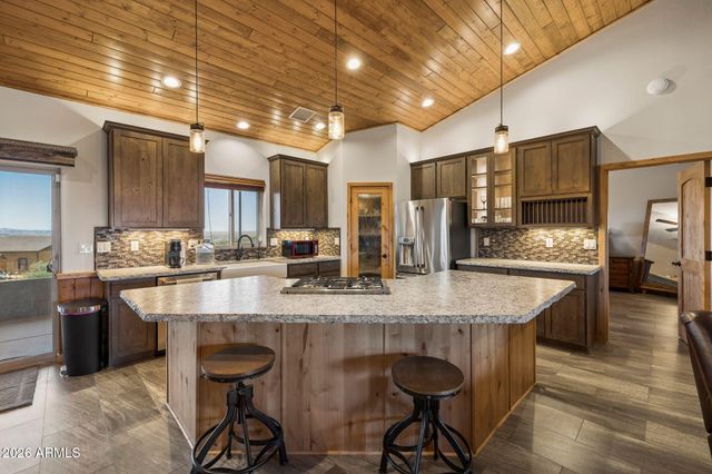 15724 E BONANZA Trail, Dewey, AZ 86327