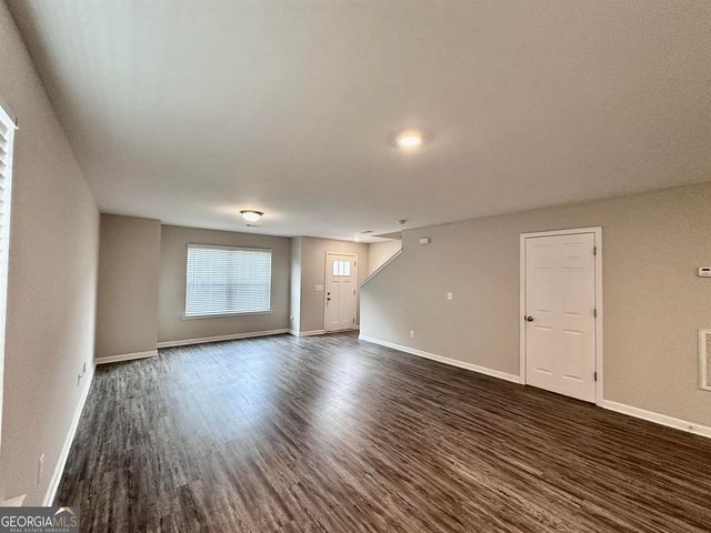 4458 Pinscher Street, Union City, GA 30291